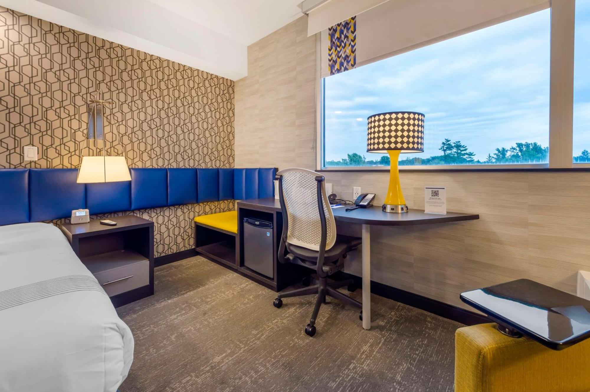 Glo Best Western Kanata Ottawa West Exterior foto